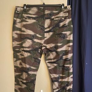 Vans Camo cargo pants size 38